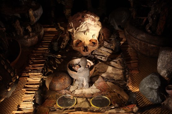 Egungun oracle skull
Yoruba, Benin