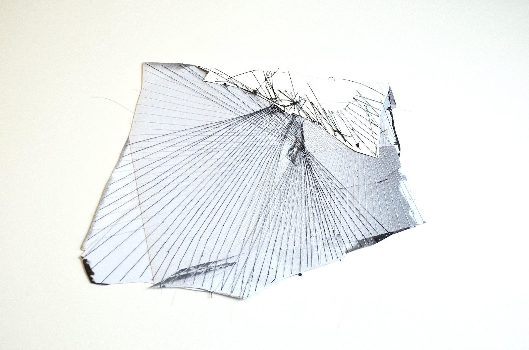 Lines and space 4  - Gisoo Kim
